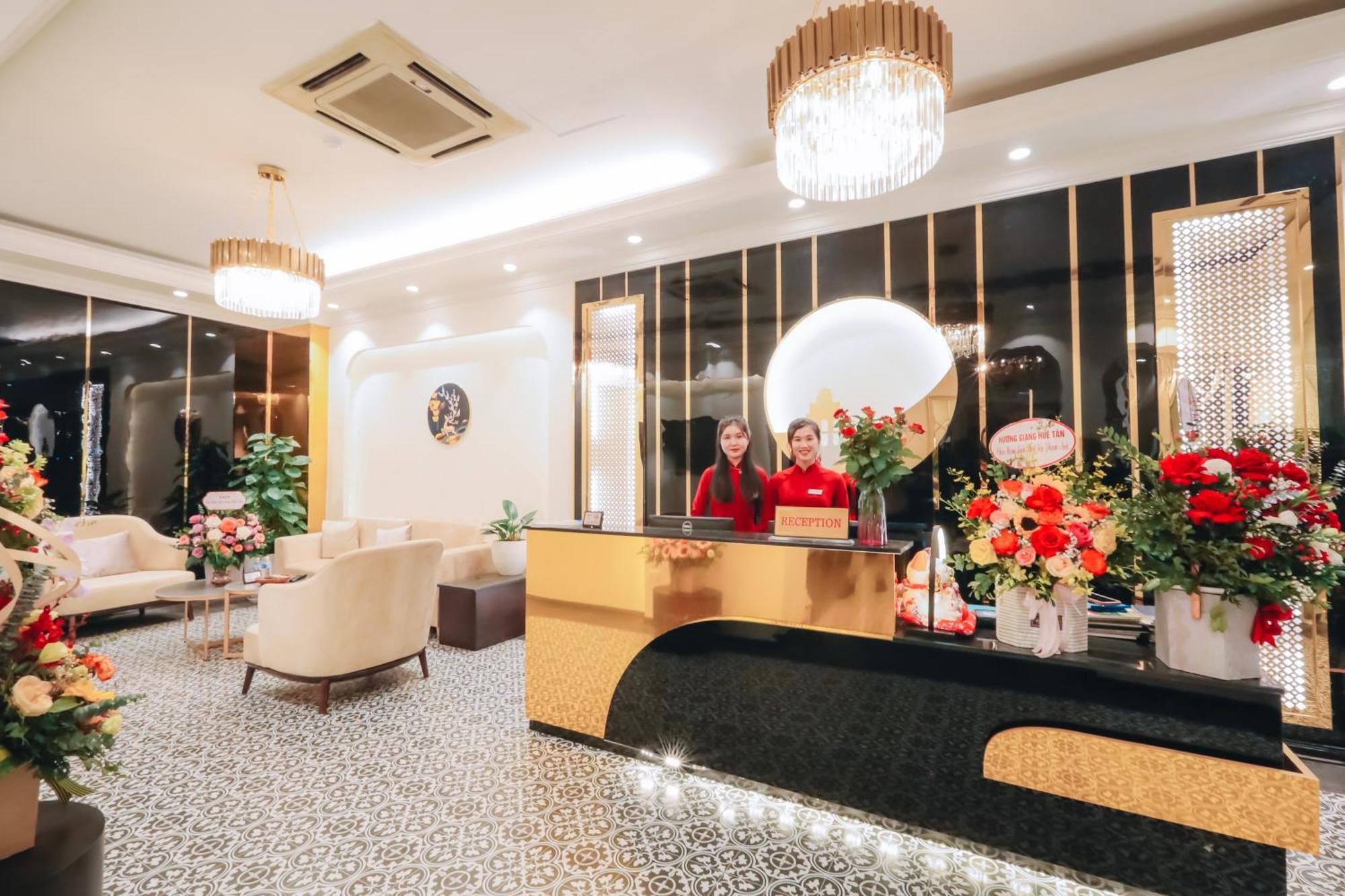 Ha Noi Lake View Hotel & Travel, Hanoi